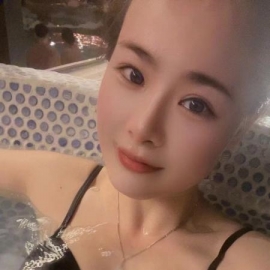 新疆美容师西西