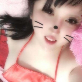 三通潮吹巨乳人妻老师