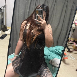 西塔佛系大胸娃娃